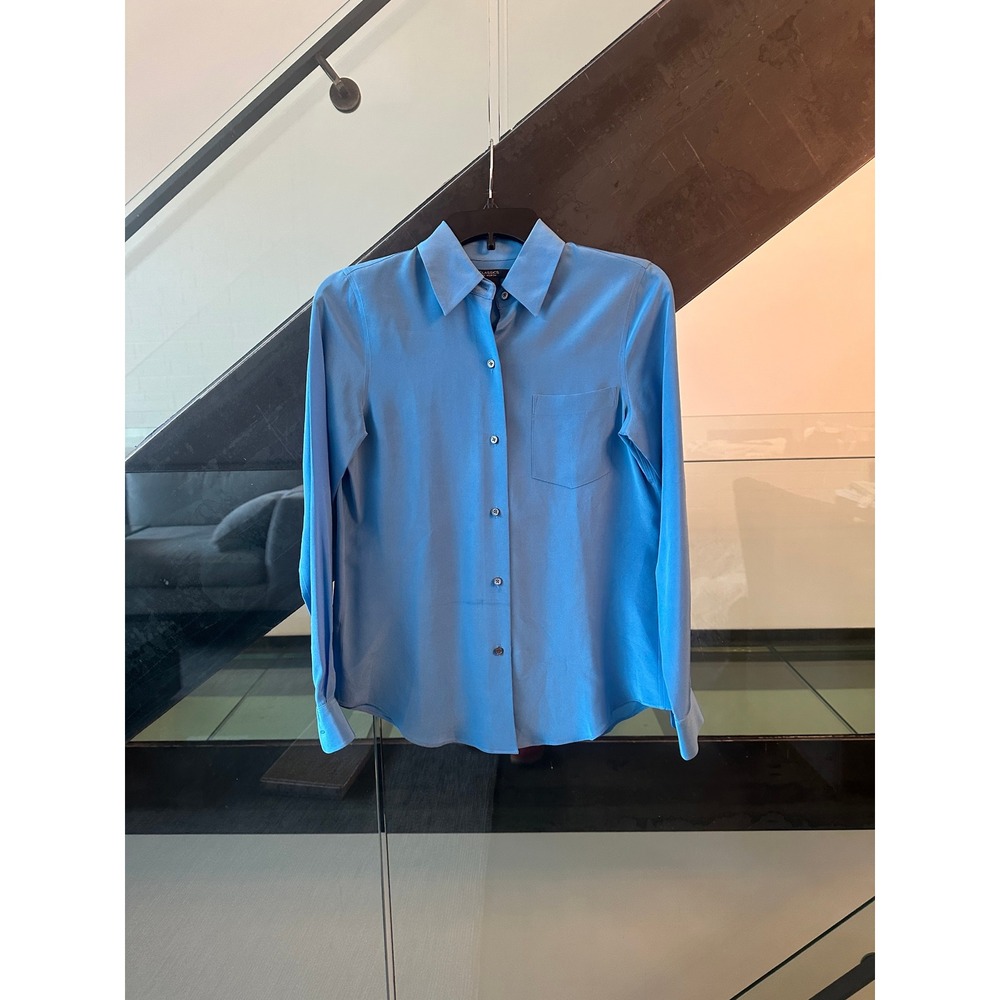 Classics by Worth Blue Button Down Long Sleeve Shirt XS Pocket Top